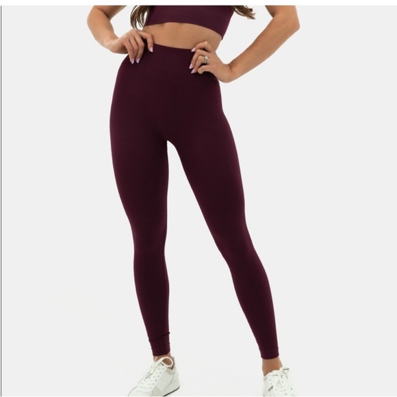 Balance Athletica Quartz Leggings Amethyst Size M - Picture 1 of 7